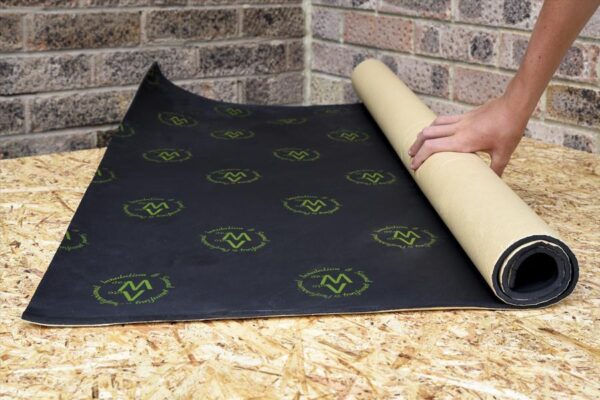 Autowrap van insulation roll